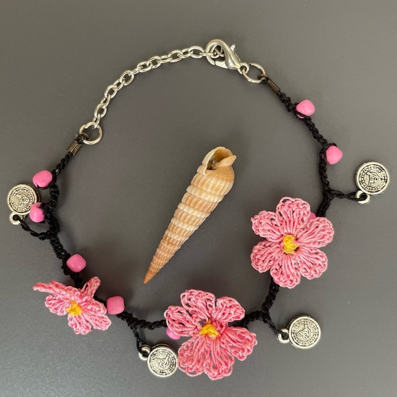 Crochet Anklet, Ankle Bracelet, Beach Accessory - Picture 1 of 1